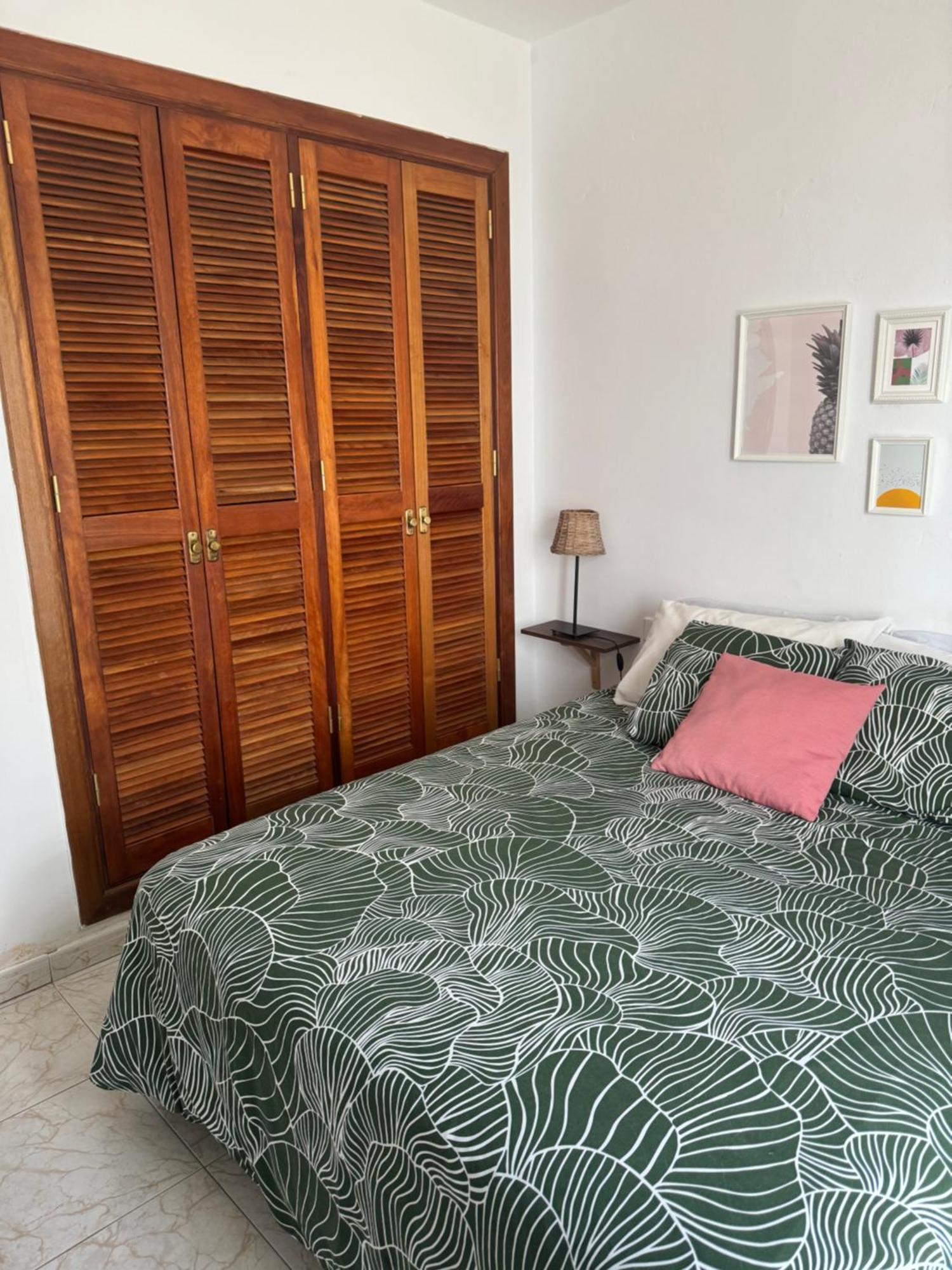 Flor De Famara Apartment Exterior photo